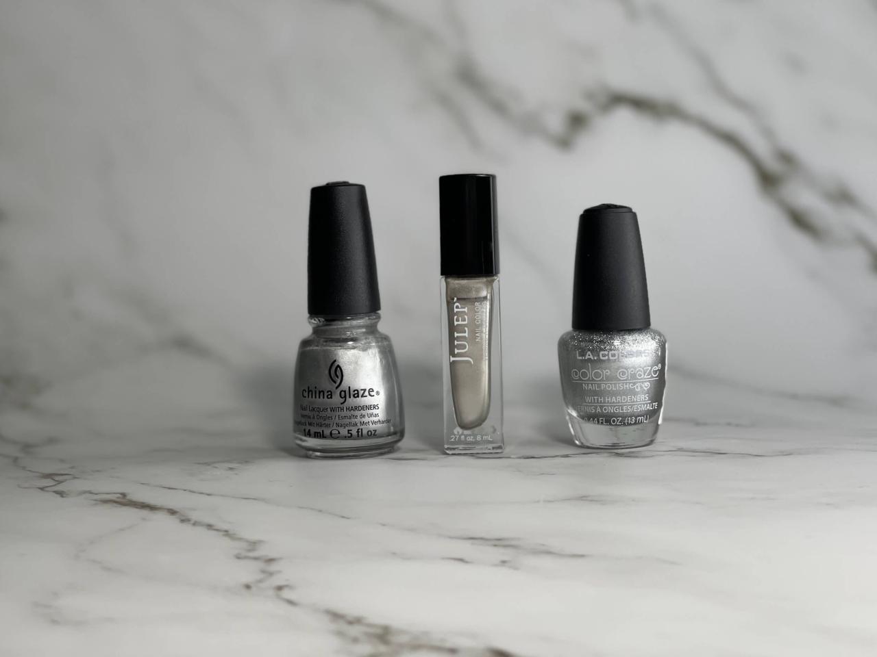 Silver colour nail polish